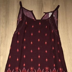 Patterned Halter Neck Maroon Tank